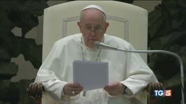 Preti pedofili, il Papa "L'ora della vergogna" thumbnail
