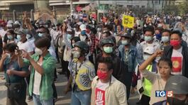 Proteste in Myanmar soffocate nel sangue thumbnail