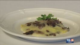 Lasagna fatta in casa con formaggio Morlacco e radicchio di Treviso thumbnail