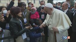 Il Papa coi poveri, "Lavoro e dignità" thumbnail