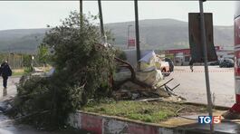 Tornado sulla Sicilia un morto e gravi danni thumbnail