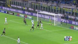L'Inter batte il Napoli Scudetto: corsa a tre thumbnail