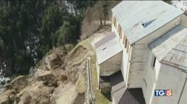 Belluno, la chiesa sospesa nel vuoto thumbnail
