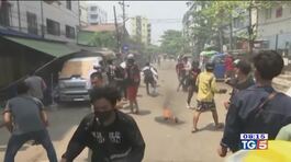 Violenze in Myanmar, centinaia di vittime thumbnail