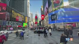 NY, nuova emergenza. Europa resta epicentro thumbnail