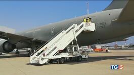 Riaperto il ponte aereo disperata fuga da Kabul thumbnail