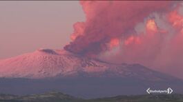 La spettacolare eruzione dell'Etna thumbnail