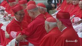 Il Papa taglia scatti e stipendi thumbnail