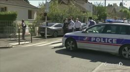 Agente uccisa, terrore in Francia thumbnail