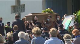 Funerali di rabbia e dolore thumbnail