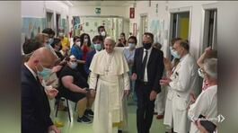 Papa Francesco torna a casa thumbnail