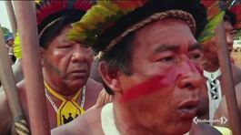 La lotta degli indios in Amazzonia thumbnail