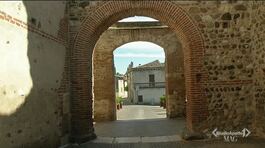 Il borgo di Castellaro thumbnail