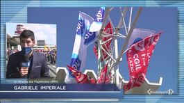 La protesta blocca gli aeroporti thumbnail