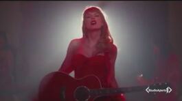 Taylor Swift, cantante dei record thumbnail