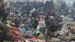Migranti: il reportage al confine tra Polonia e Bielorussia thumbnail