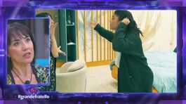 Le critiche degli inquilini verso Le Non è la Rai thumbnail
