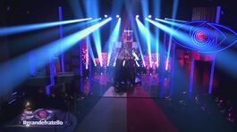 Una performance esplosiva: un balletto con Carmen Russo ed Enzo Paolo Turchi thumbnail