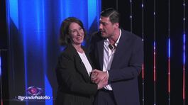 Lorenzo Spolverato incontra mamma Cristina thumbnail