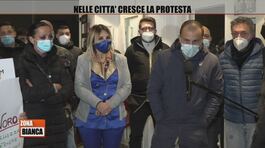 Napoli, la protesta dei ristoratori thumbnail