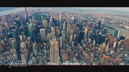 Al tramonto, un ppanorama mozzafiato dominato dalla magia che trasmette l'Empire State Building thumbnail