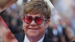 Elton John, la presentazione thumbnail
