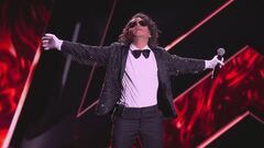 Showdown | Michael Jackson canta "Man in the mirror"