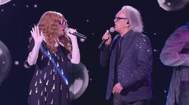 La leggenda Mina e Riccardo Fogli cantano "Acqua e sale" thumbnail