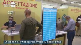 La corsa ai vaccini per avere il green pass thumbnail