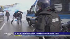 Trieste, lacrimogeni e idranti sui no Green Pass thumbnail