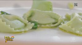 Ravioli del Plin con piselli e cipollotto, la ricetta antispreco thumbnail