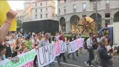 La manifestazione dei No Green pass a Milano