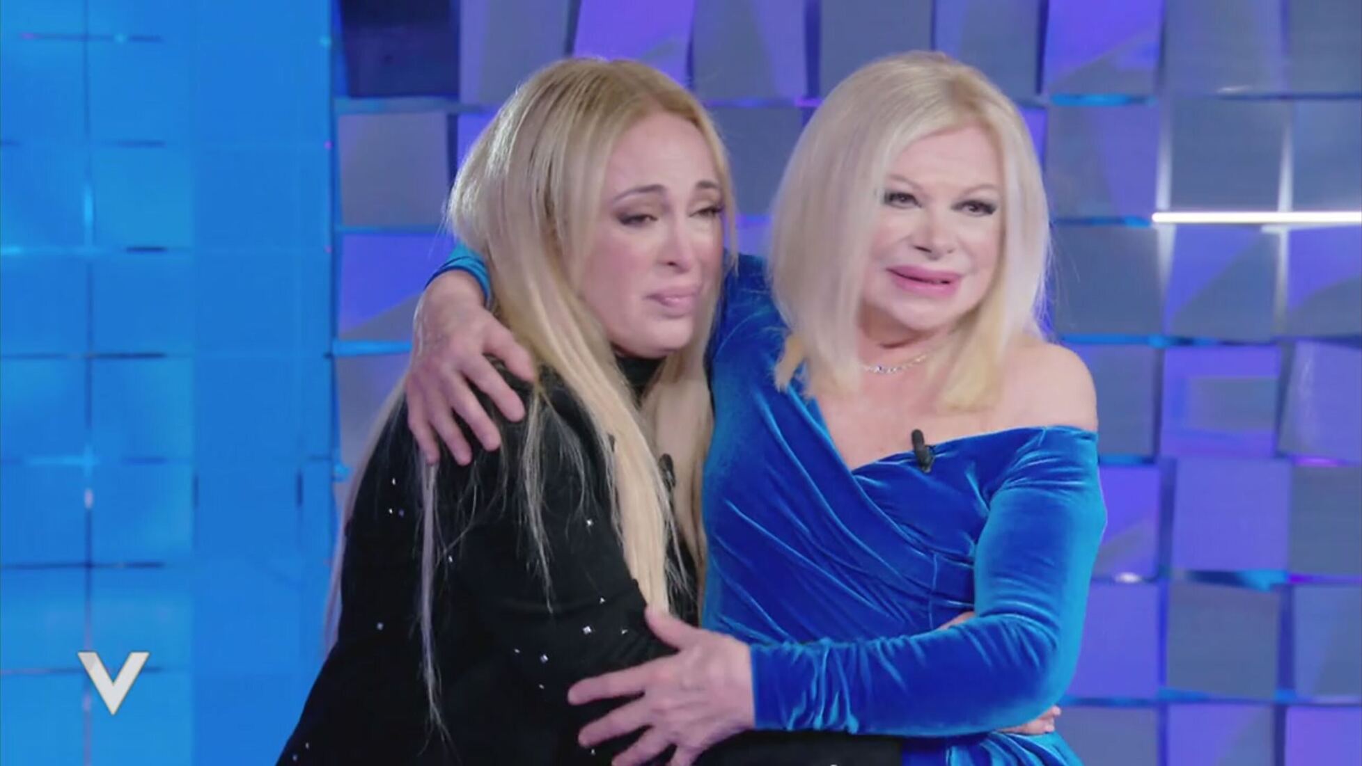 sandra milo e la figlia azzurra verissimo video mediaset infinity