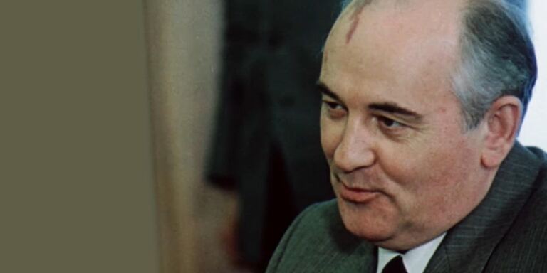 Focus Gorbachev Reagan, duel at the top