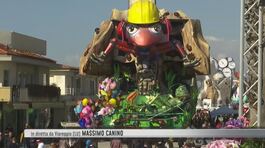 Viareggio, sfilano i carri thumbnail