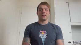 Adrenalina e tuffi acrobatici con la Red Bull Cliff Diving World Series thumbnail