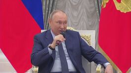 Putin tra missili e trattativa thumbnail