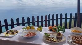Un ristorante, una famiglia! thumbnail