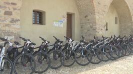 Gli italiani scelgono la bici thumbnail