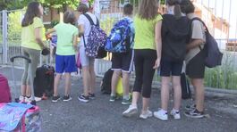 La preside impone il dress code thumbnail