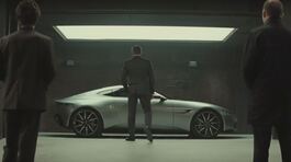 All'asta i cimeli di James Bond thumbnail