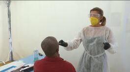 Covid, la quarantena si accorcerà thumbnail