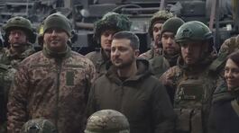 Zelensky a sorpresa da Biden thumbnail