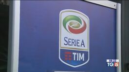 Il calcio nel caos, Serie A dimezzata thumbnail