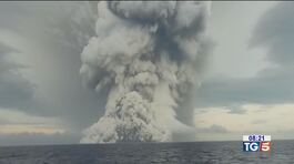 Eruzione Tonga, non c'è più il rischio tsunami thumbnail