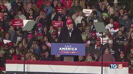 Il ritorno di Trump "Biden è un disastro" thumbnail