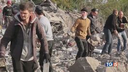 Putin scatenato, raid sui civili thumbnail