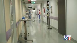 OMS: "Fase acuta pandemia può finire a metà anno" thumbnail