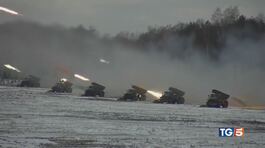 Diplomazia accelera, alleati armano Kiev thumbnail