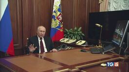 Putin annuncia la guerra in tv thumbnail